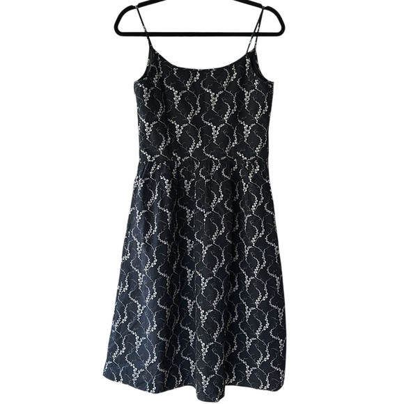 ANN TAYLOR | NWOT BLACK & WHITE FLORAL COTTON VINE SUNDRESS SPAGHETTI STRAPS | 4 - Picture 9 of 12